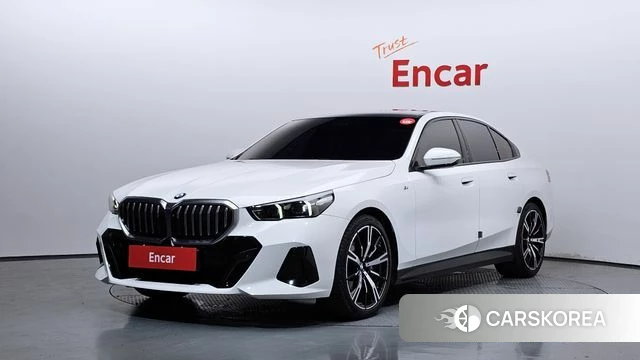 BMW 5 Series (G60) 2024 Белый из Кореи
