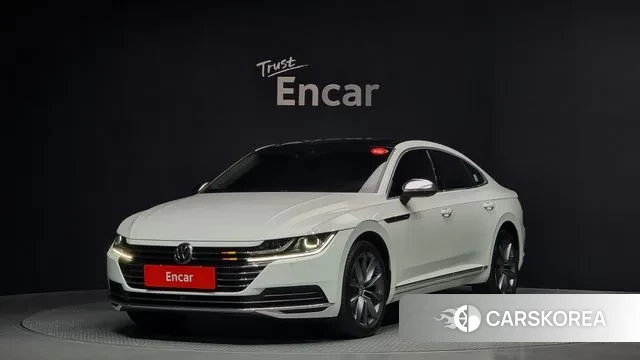 Volkswagen Arteon 2020 Белый из Кореи