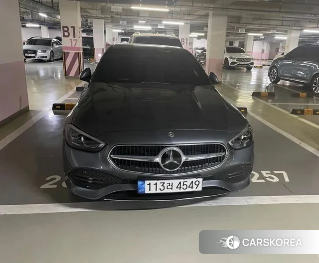 Mercedes-Benz C-Class W206 2022 Серый из Кореи