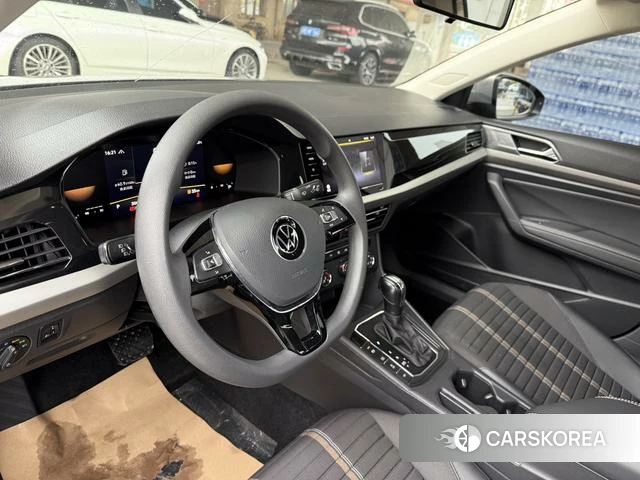 Volkswagen Lavida 2022 Шампань из Китая