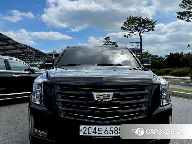 Cadillac Escalade 2019 Черный из Кореи