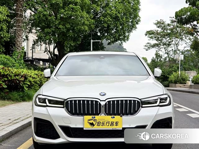 BMW 5 series 2023 Белый из Китая