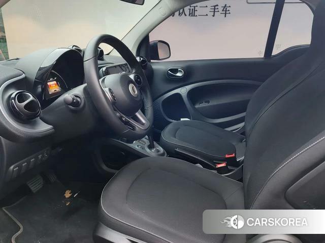 Smart fortwo 2019 Белый из Китая