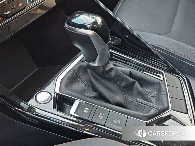 Volkswagen Tanyue 2022 Белый из Китая