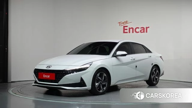 Hyundai Avante (CN7) 2023 Белый из Кореи