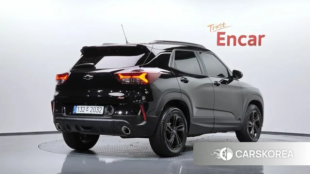 Chevrolet (GM Daewoo) Trailblazer 2022 Черный из Кореи