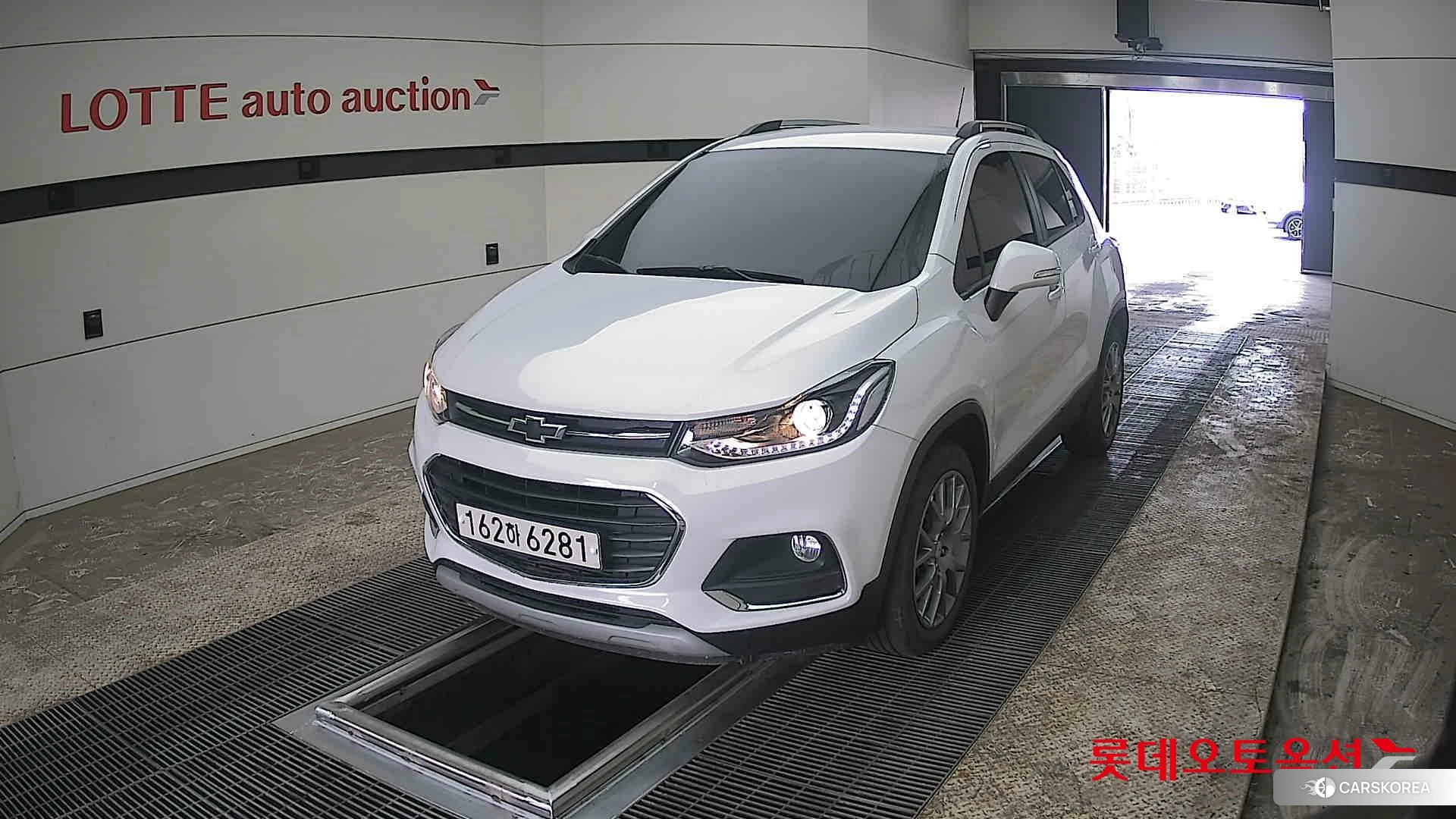 Korea G M Trax 1.4 2021 Snow White Pearl (optional) из Кореи