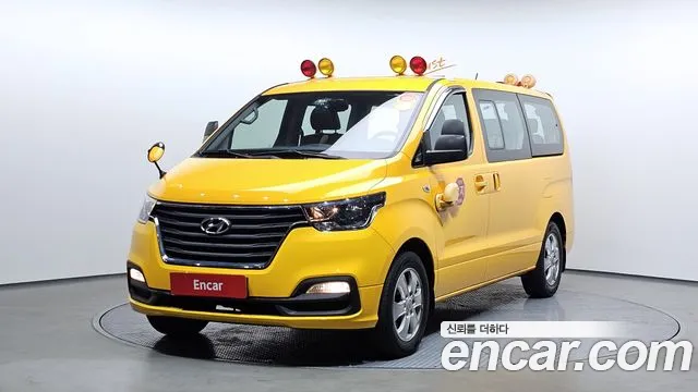 Hyundai The New Grand Starex 2019 Желтый из Кореи