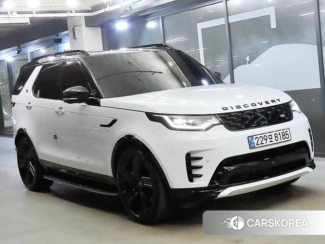Land Rover Discovery 5 2025 Белый из Кореи