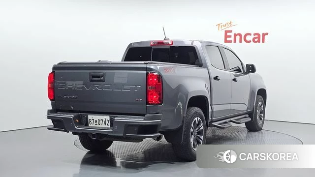 Chevrolet (GM Daewoo) Real New Colorado 2020 Серый из Кореи