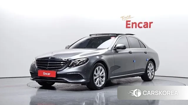Mercedes-Benz E-Class W213 2019 Серый из Кореи