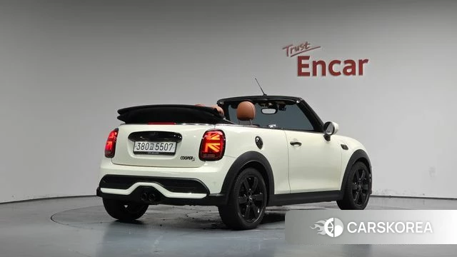 Mini Cooper S Convertible 2021 Жемчужный цвет из Кореи
