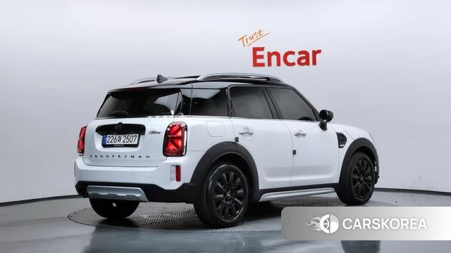 Mini Cooper Countryman 2024 Белый из Кореи