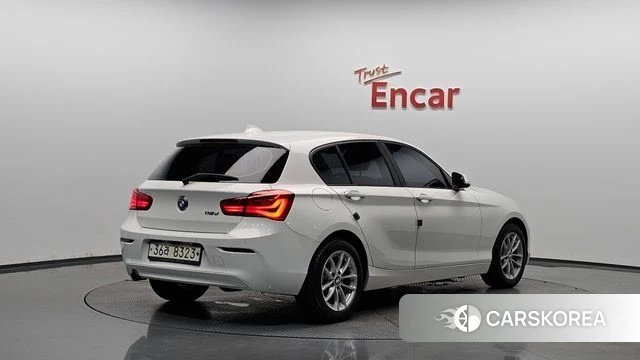 BMW 1 Series (F20) 2018 Белый из Кореи