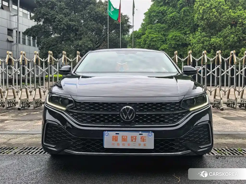 Volkswagen Passat 2024 Черный из Китая