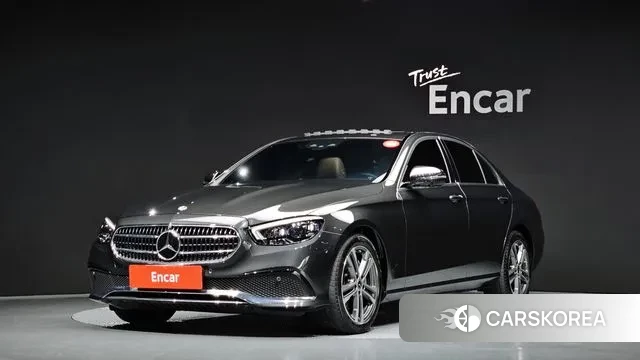 Mercedes-Benz E-Class W213 2021 Серый из Кореи