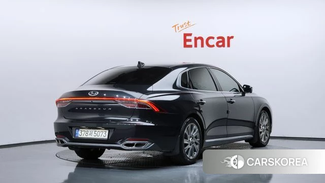 Hyundai The New Grandeur IG Hybrid 2020 Черный из Кореи
