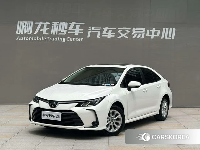Toyota Corolla 2022 Белый из Китая