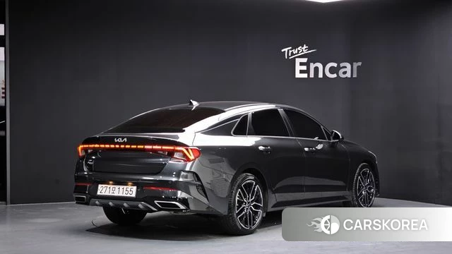 Kia K5 3rd generation 2022 Серый из Кореи