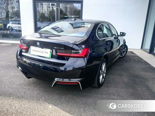 BMW i3 2025 Черный из Китая