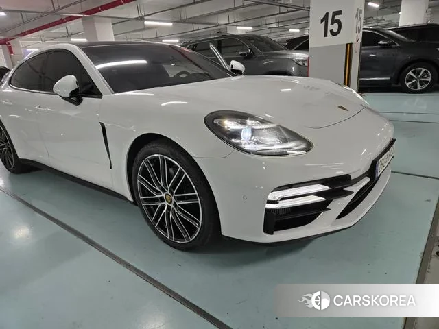 Porsche Panamera (971) 2021 Белый из Кореи