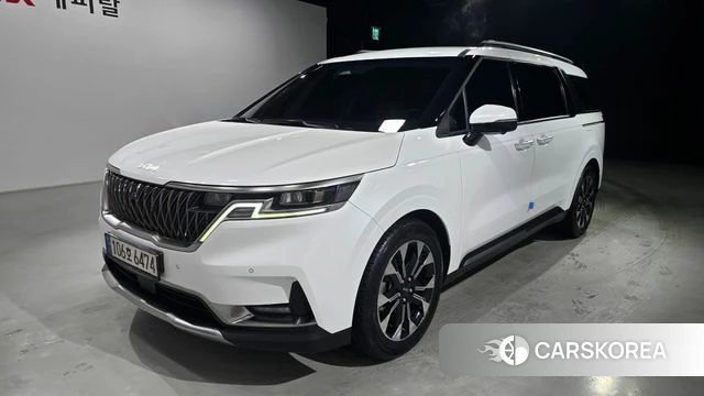 Kia Carnival 4th generation 2023 Белый из Кореи