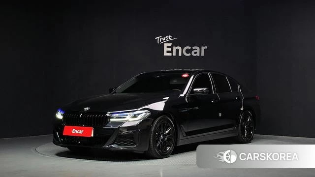 BMW 5 Series (G30) 2018 Черный из Кореи