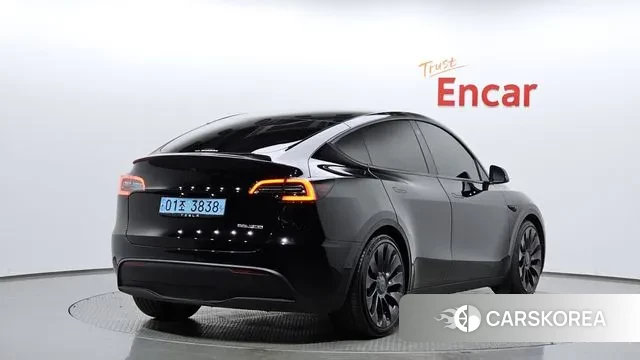 Tesla Model Y 2022 Черный из Кореи