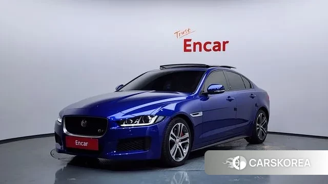 Jaguar XE 2018 Синий из Кореи