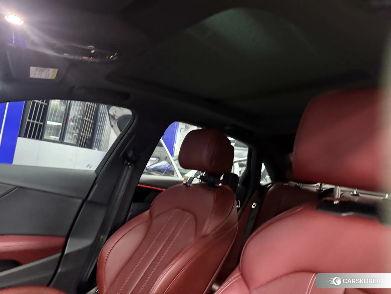 Audi A4L 2023 Белый из Китая