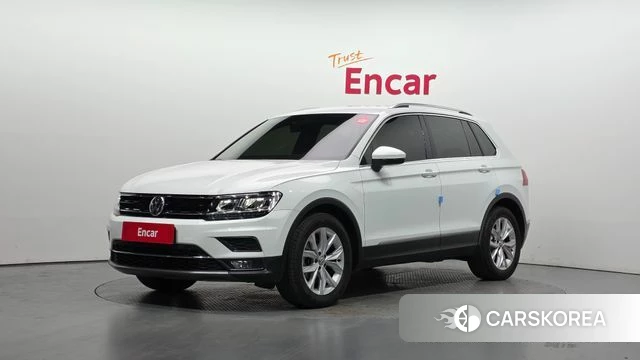 Volkswagen Tiguan second Generation 2020 Белый из Кореи