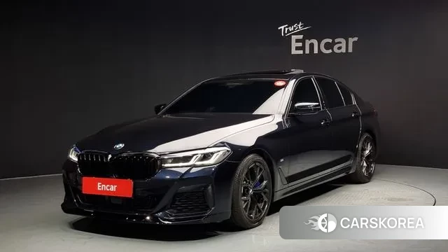 BMW 5 Series (G30) 2022 Черный из Кореи