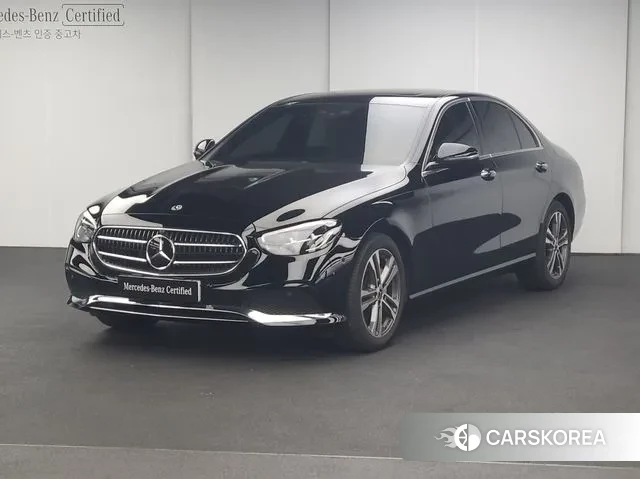 Mercedes-Benz E-Class W213 2023 Черный из Кореи