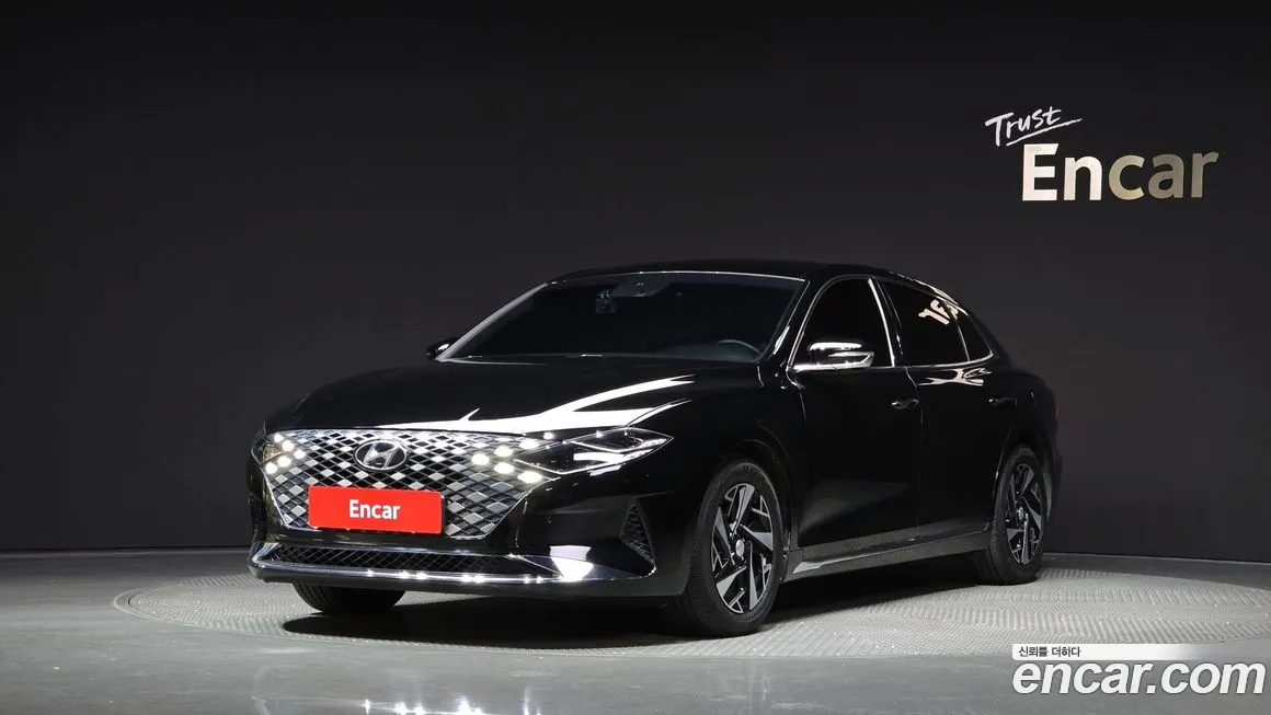 Hyundai The New Grandeur IG Hybrid 2020 Черный из Кореи