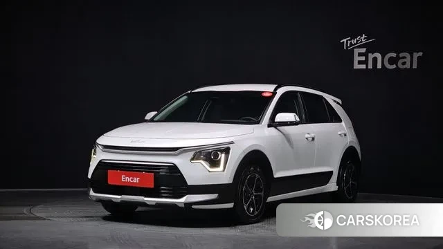 Kia Di Ol Nu Niro 2022 Белый из Кореи