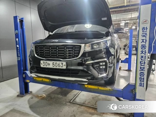 Kia The New Carnival 2018 Черный из Кореи