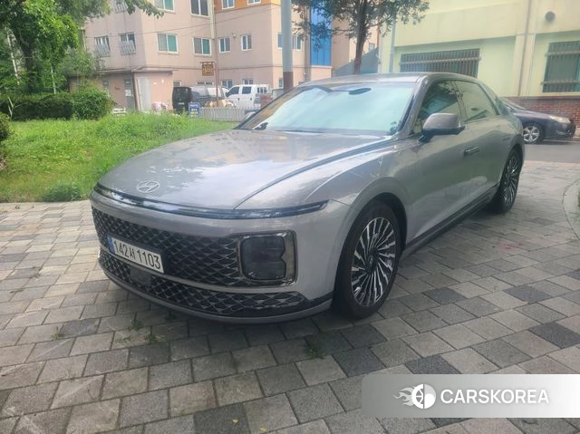 Hyundai Grandeur Hybrid (GN7) 2023 Серебряный из Кореи