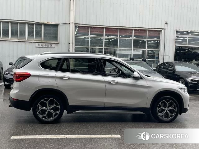 BMW X1 id 4209706 из Китая