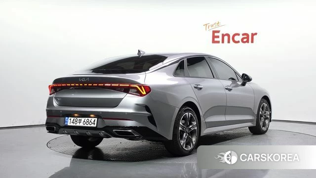 Kia K5 3rd generation 2022 Серебристо-серый из Кореи