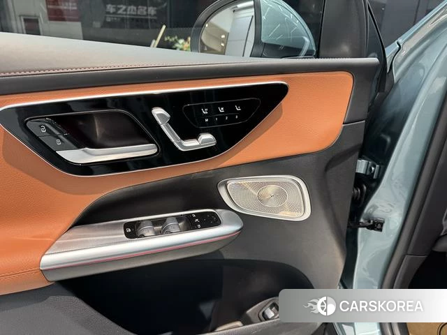 Mercedes-Benz GLC 2024 Зеленый из Китая