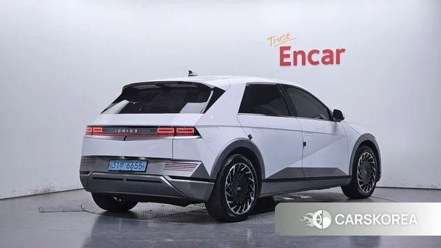 Hyundai Ionic 5 2021 Белый из Кореи