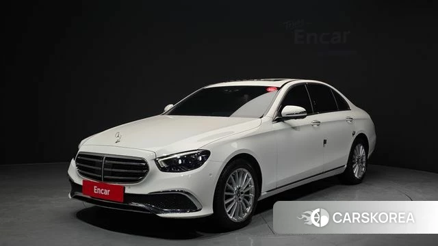 Mercedes-Benz E-Class W213 2022 Белый из Кореи