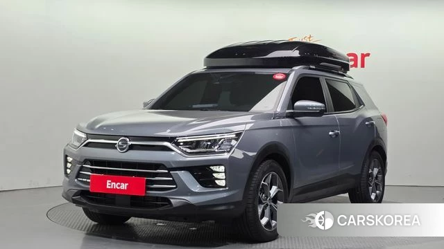 Ssangyong Beautiful Korando 2019 Серебристо-серый из Кореи