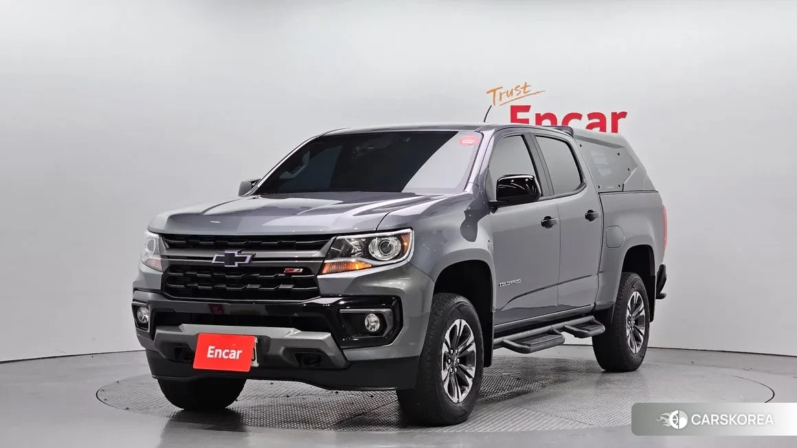 Chevrolet (GM Daewoo) Real New Colorado 2020 Серый из Кореи