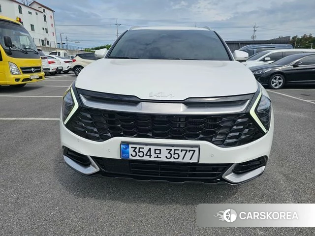 Kia Sportage 5th Generation Hybrid 2023 Белый из Кореи