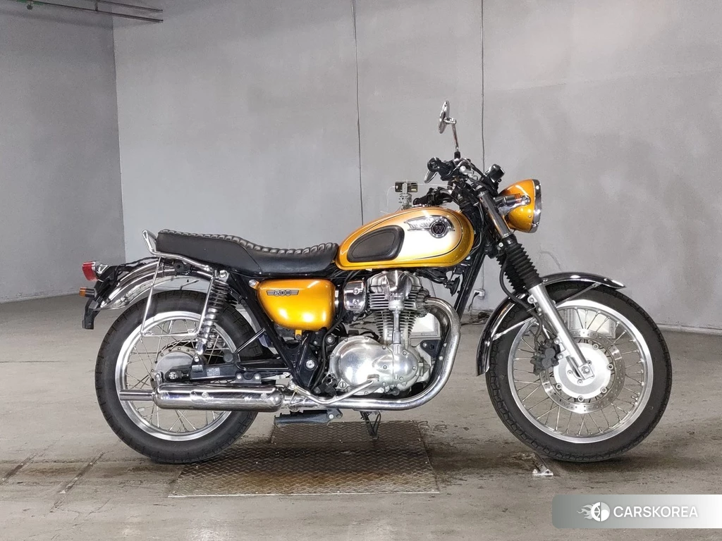 Проданный Kawasaki W800 2012 из Японии, фото 2