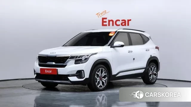 Kia Seltos 2022 Белый из Кореи