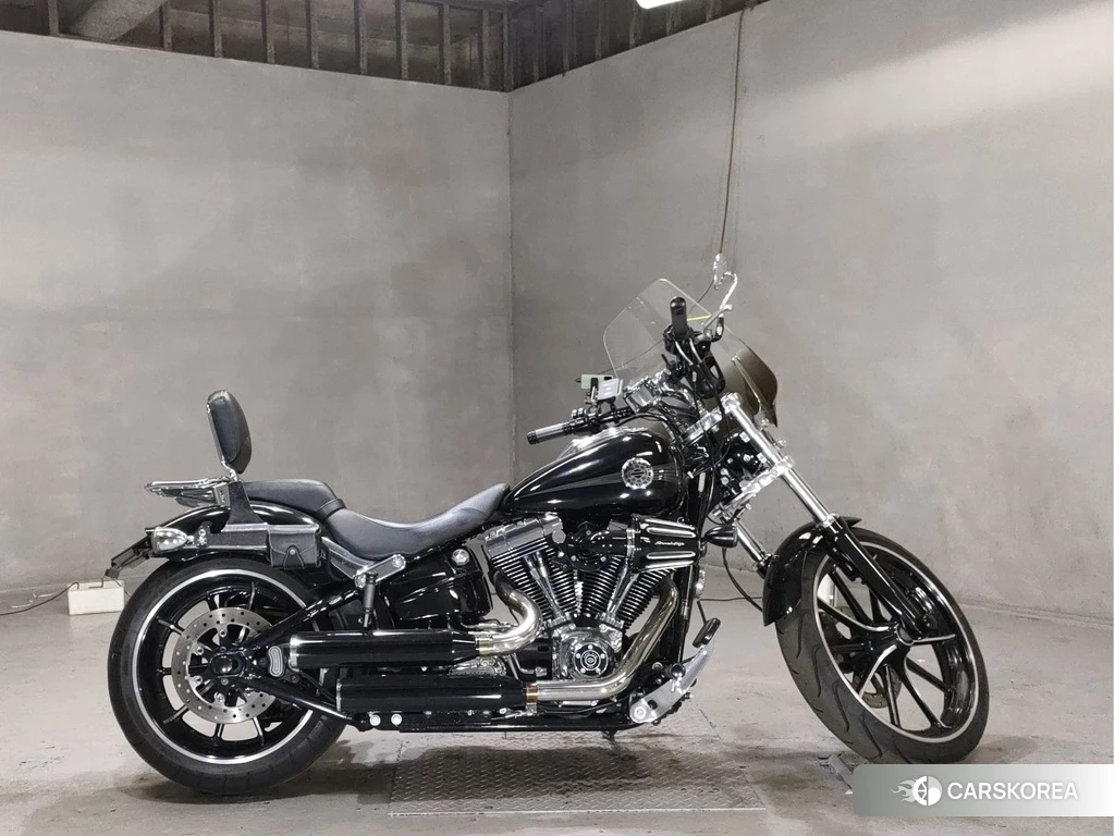 Проданный Harley-Davidson Softail Breakout FXSB 2014 из Японии, фото 2