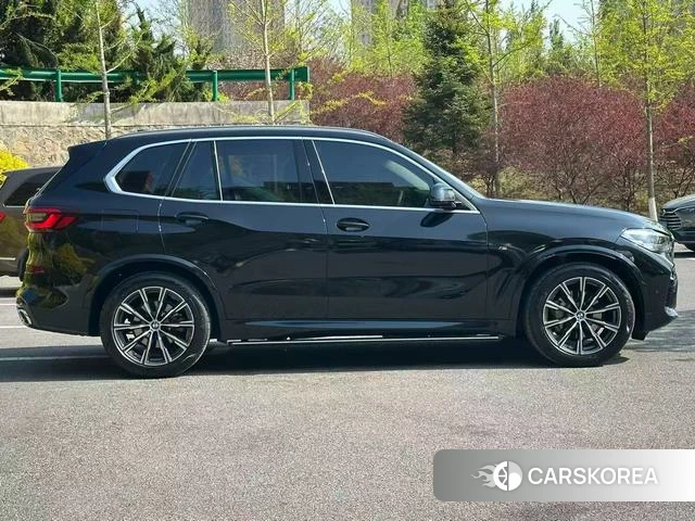 BMW X5 (imported) 2021 Черный из Китая