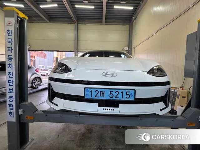 Hyundai Ionic 6 2023 Белый из Кореи